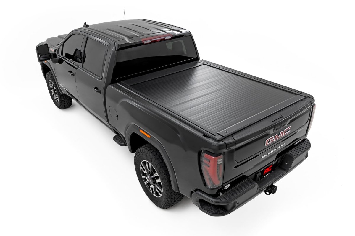 Chevrolet Silverado 2500 HD Manual Retractable Bed Cover - Rough Country - Matte Black - '20-'26